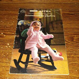 Astra Quickerknits Booklet (Beehive Patons #120, 1960s